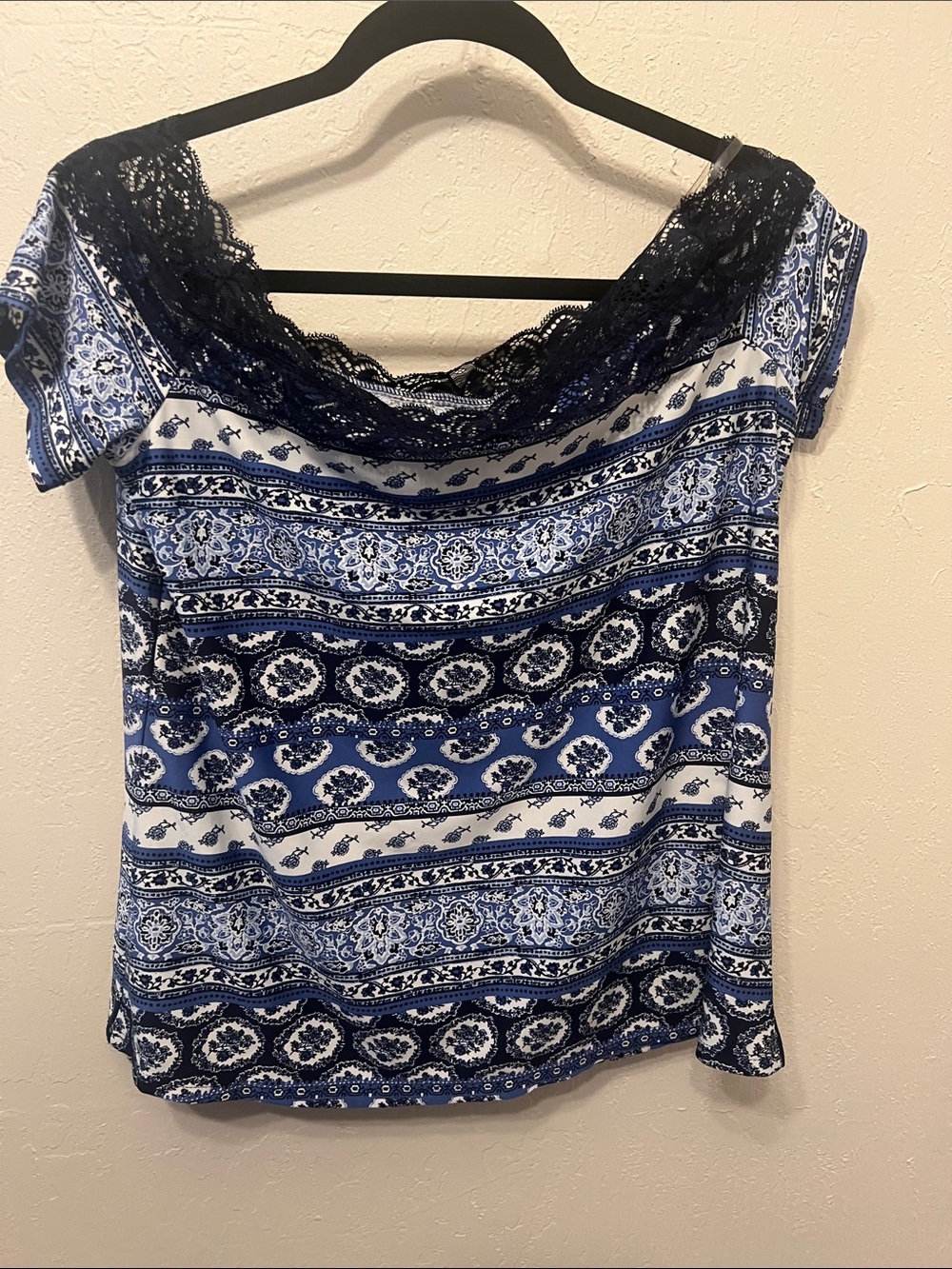 PerSeption Concept Blue & White Lace-Trim Short Sleeve Top